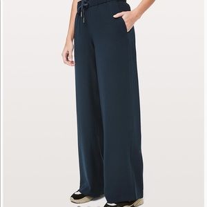 Lululemon On the Fly Wide-leg Pant